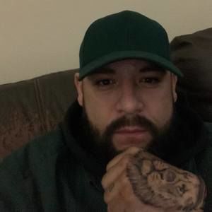 Meet your Posher, Ernesto